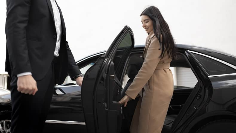 Aspendale Chauffeur Service, Aspendale Airport Transfers