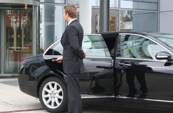 Belgrave Chauffeur Service | Belgrave Airport Transfers to & from Melbourne Airport